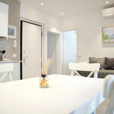 The Bell Tower Apartment - Bellagio Center ภายนอก รูปภาพ