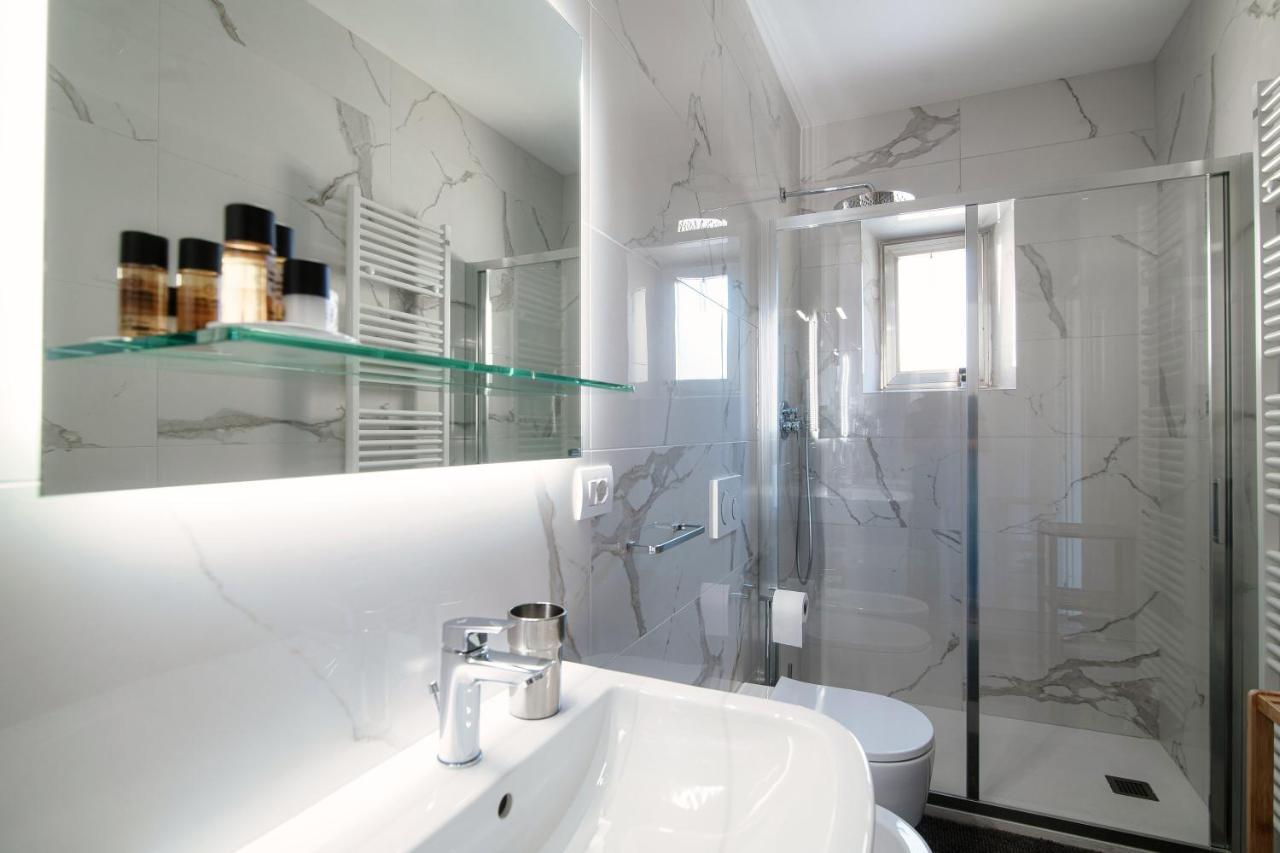 The Bell Tower Apartment - Bellagio Center ภายนอก รูปภาพ
